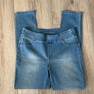 Chico’s 1 (size 8) Perfect Stretch Jeans